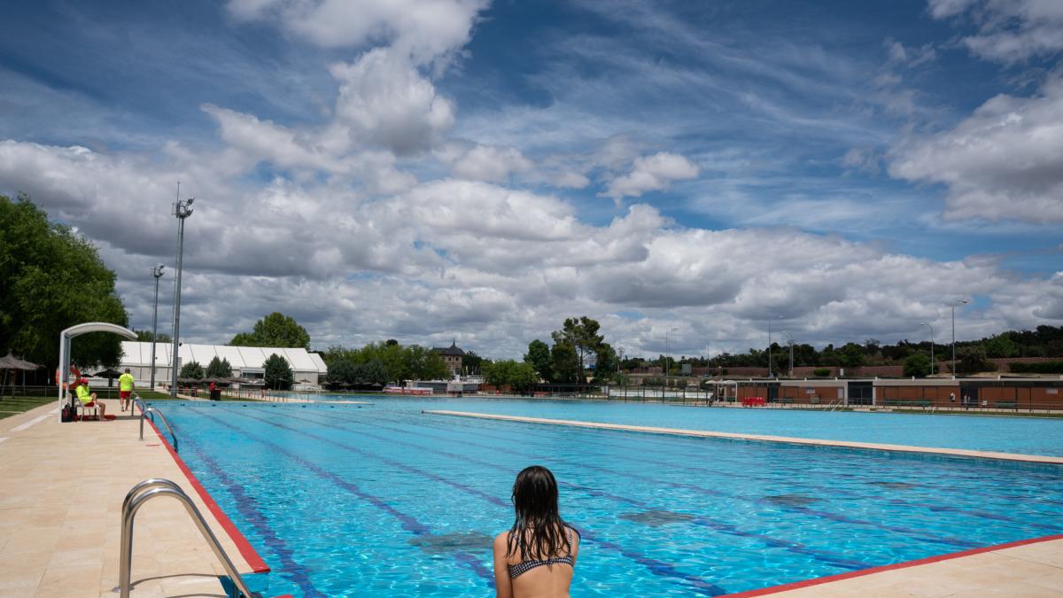 Estas son las personas que pueden entrar gratis a las piscinas municipales  de Madrid