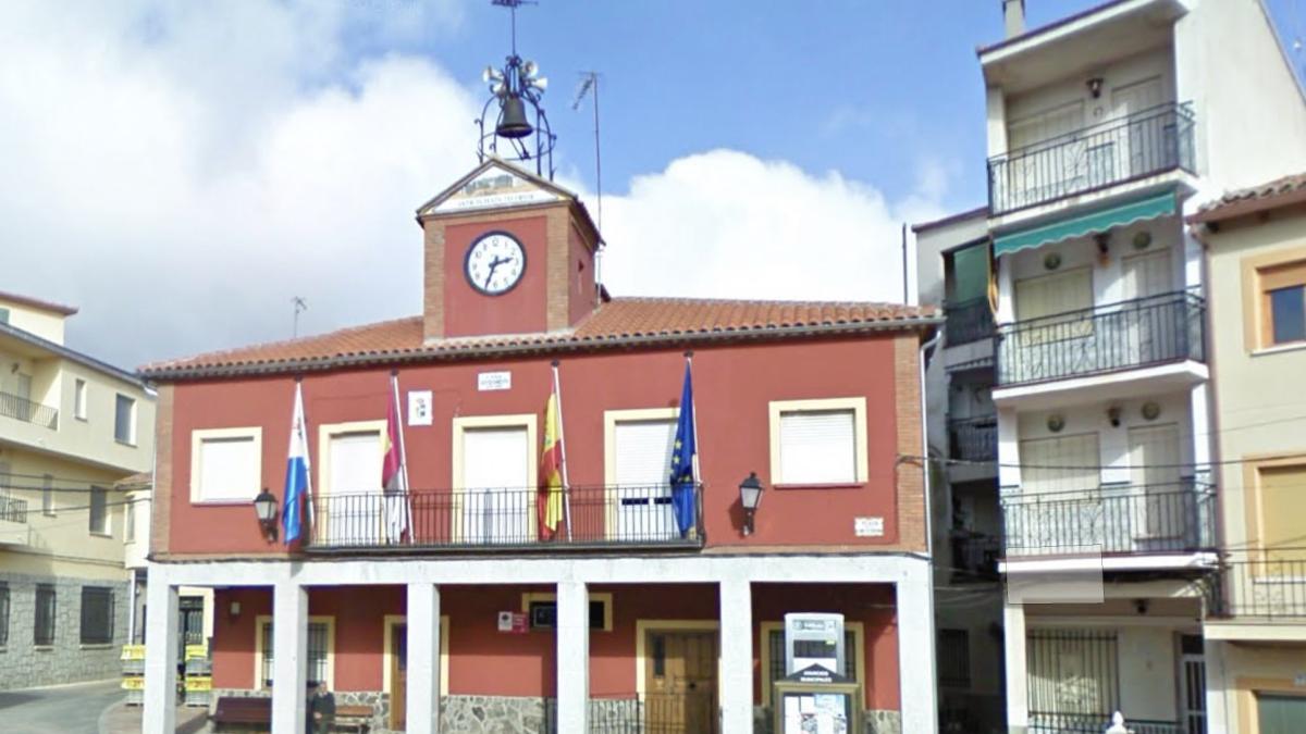 Referéndum en un pueblo por el sonido de las campanas del reloj