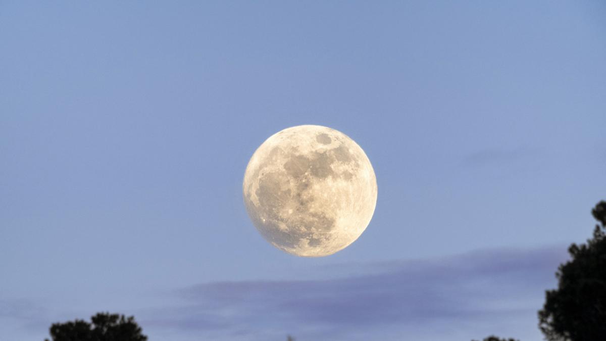 Luna llena del Cazador 2024: a qué hora es, significado y cómo ver la luna llena de octubre