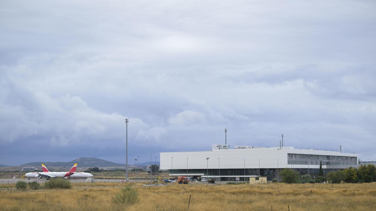 El Gobierno de Page rechaza crear un  campo de refugiados  en el aeropuerto de Ciudad Real