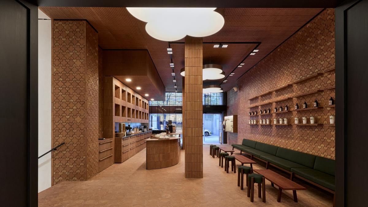 Zara sorprende con su primera cafetería en España