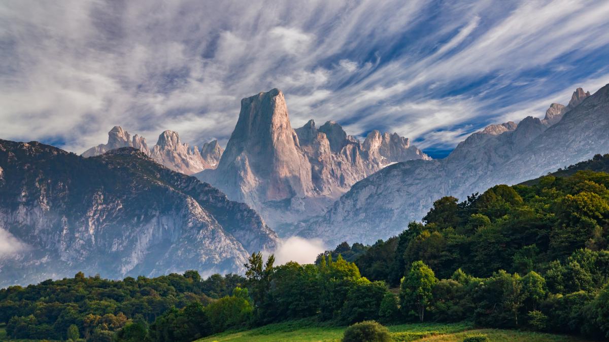 Localizado con vida el joven montañero leonés desaparecido desde hace cuatro días en Picos de Europa