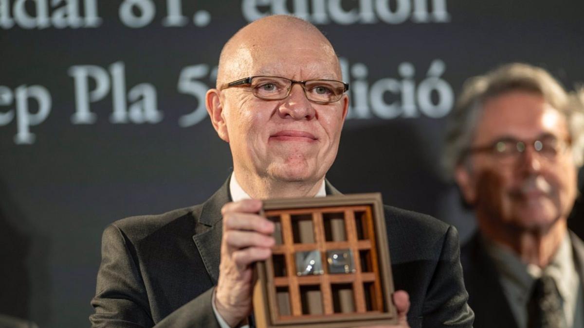 El escritor Jorge Fernández Díaz gana el Premio Nadal 2025 gracias a su obra  El secreto de Marcial 