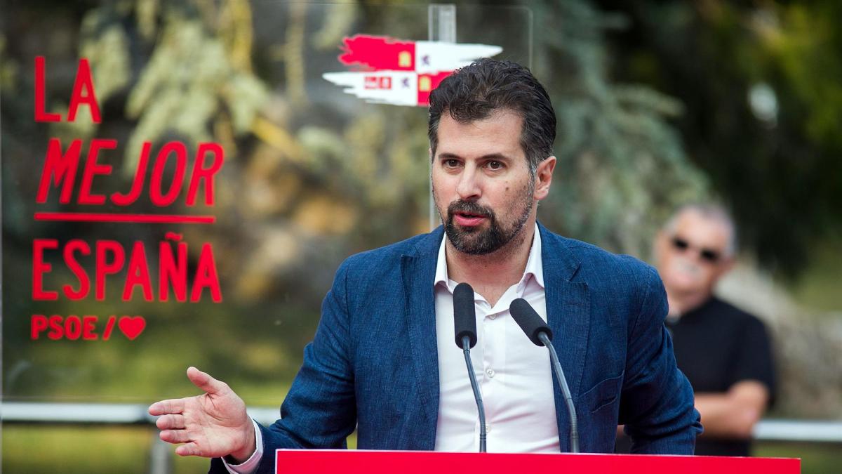 Luis Tudanca comunicará este martes su renuncia a concurrir a las primarias del PSOE en Castilla-La Mancha