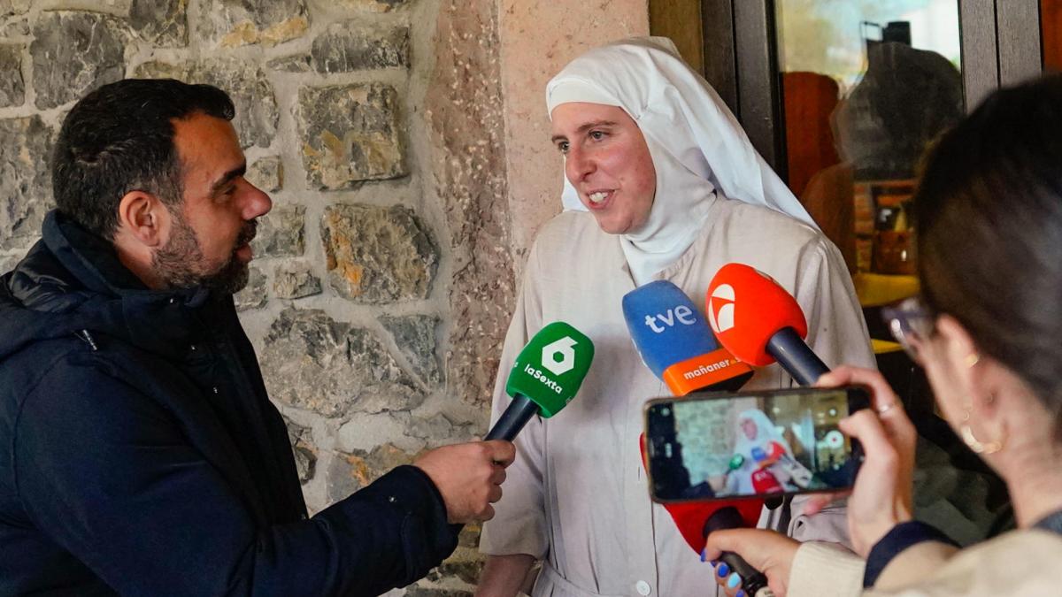 Las exmonjas de Belorado abren su restaurante de clausura en Arriondas con una sonrisa