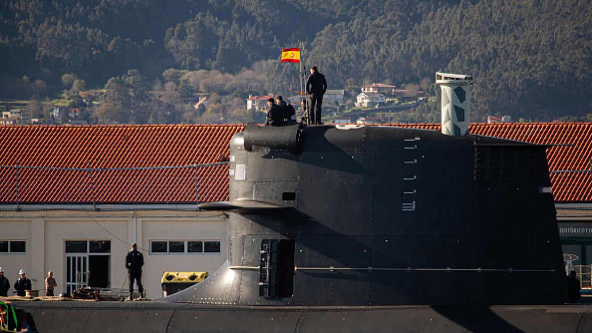 El mejor submarino de la Armada se deja ver en aguas españolas en inusuales circunstancias