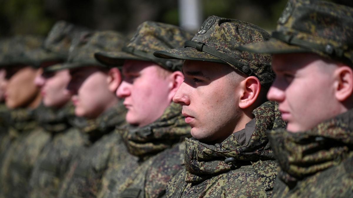 Qoshimcha majburiyatlarsiz Permda kechasi uchun jinsiy aloqa