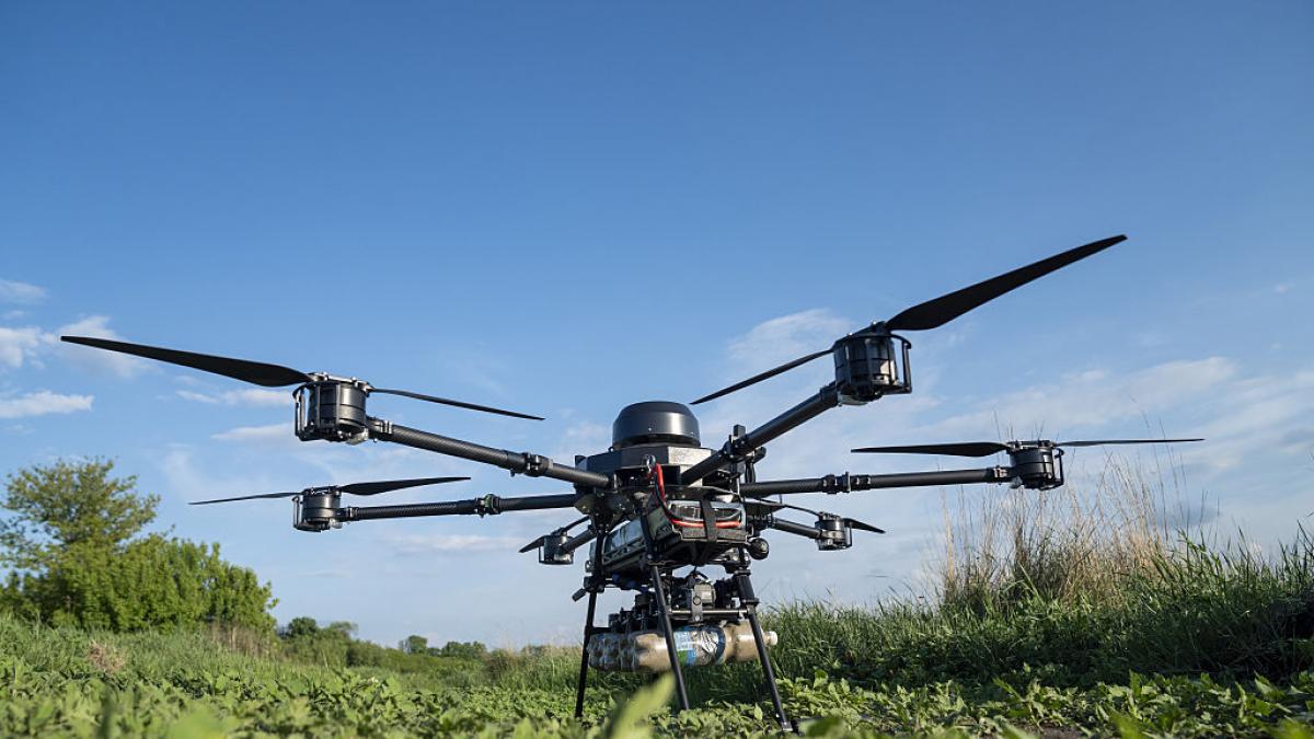Un joven de 17 años diseña un súper dron en 3D, el departamento de ...