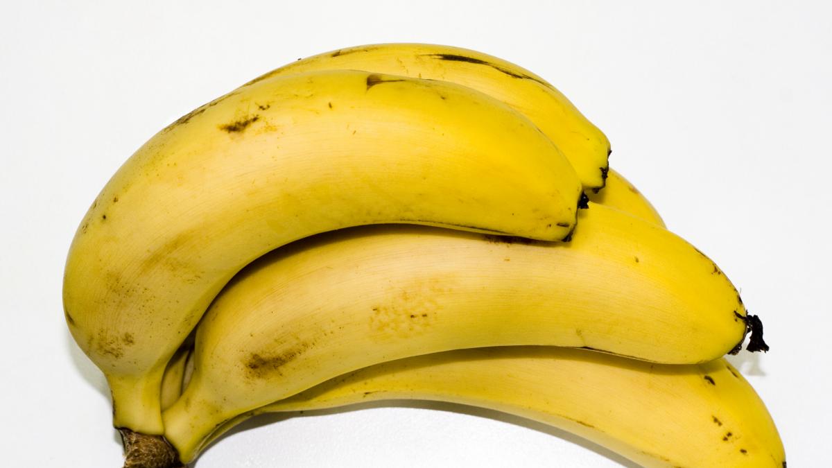 Plátano de Canarias sale al paso de las quejas y explica por qué ha subido de precio esta fruta