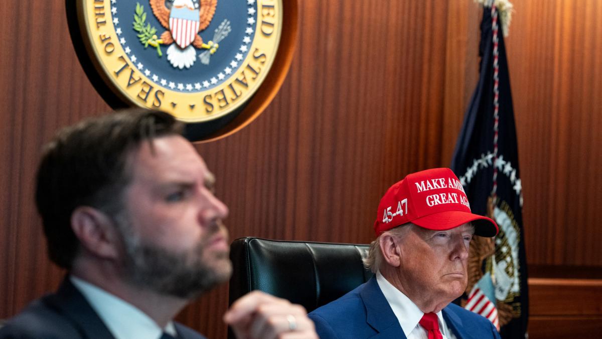 Qué se sabe del ataque de EEUU contra Irán: el paso más arriesgado de Trump por el que medio mundo contiene el aliento