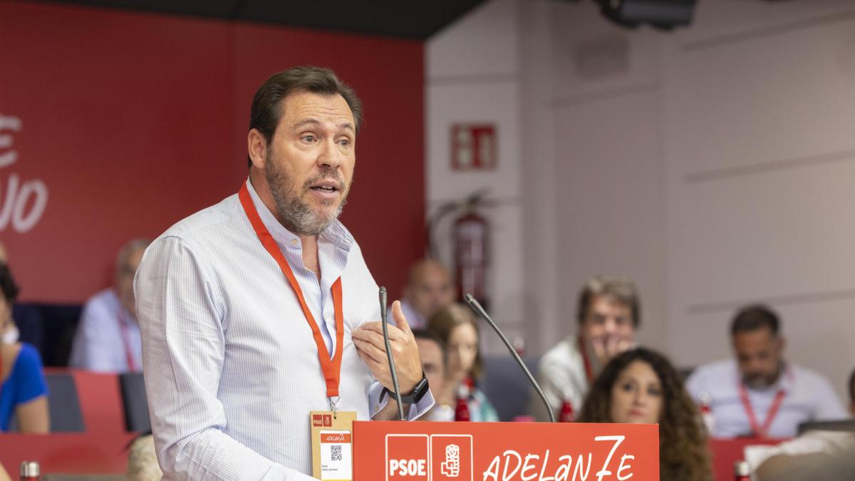 Puente no da tregua: ahora afea el  talante democrático nulo  de Page