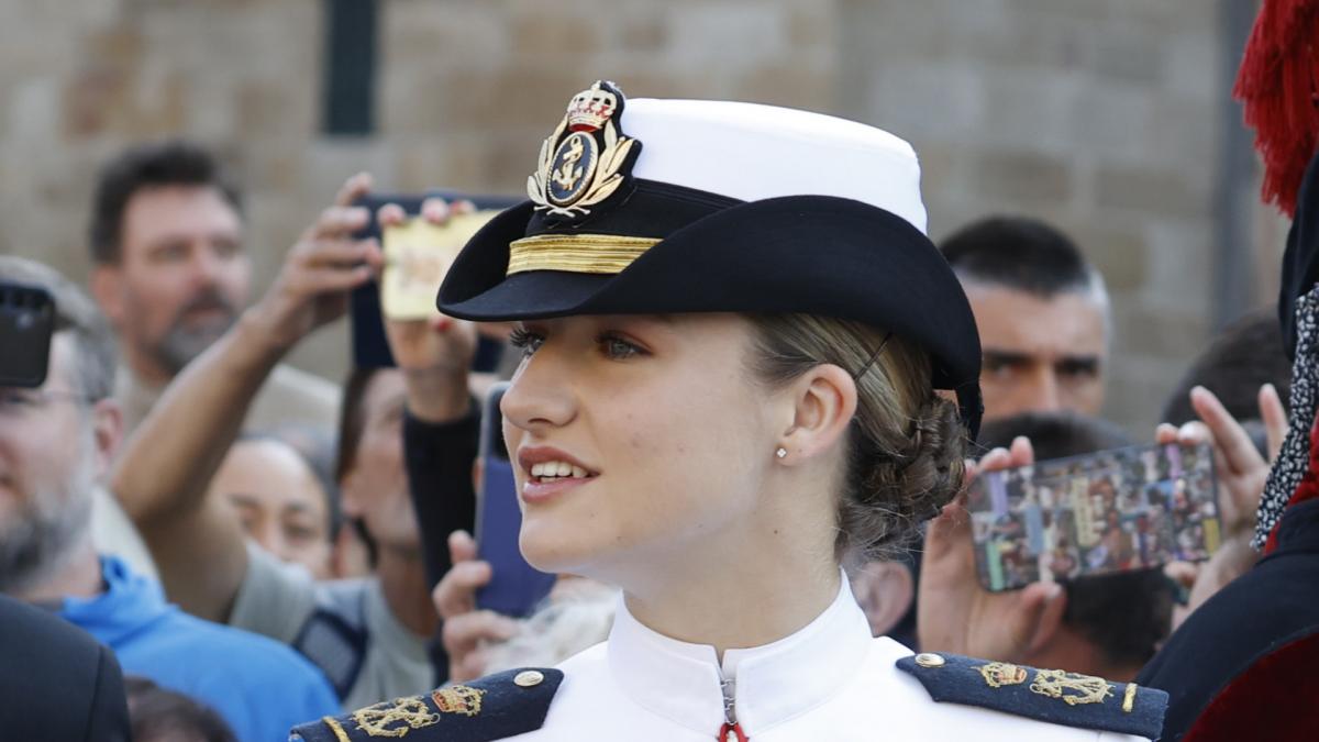La princesa Leonor se estrena hablando en gallego al recoger la Medalla de Oro de Galicia