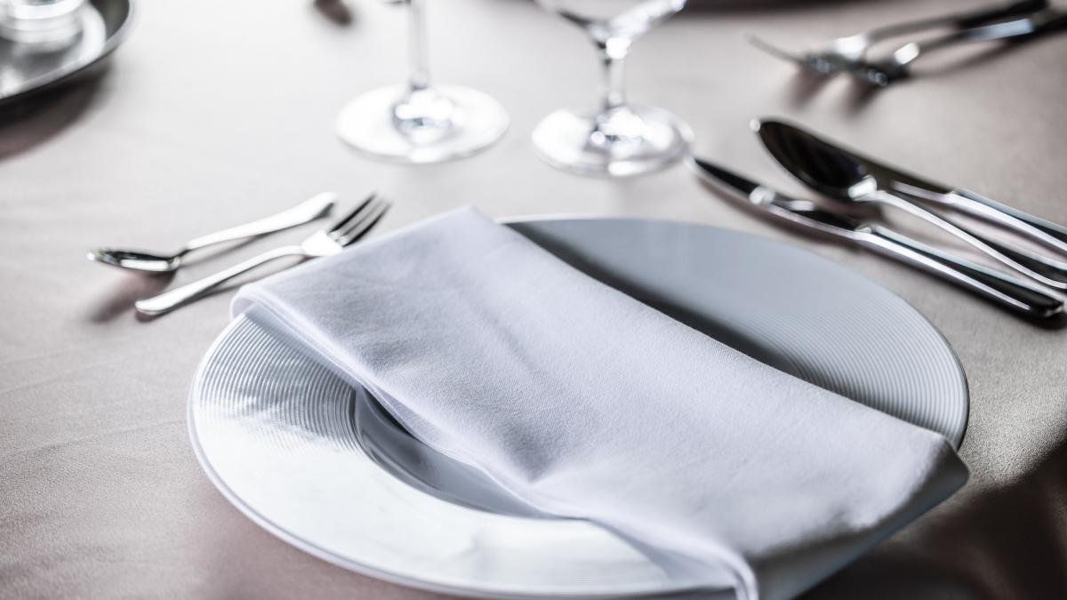 Unos turistas piden tres platos en un restaurante y acaban con una factura de 1.000 euros: &quot;Casi llegamos a las manos&quot;
