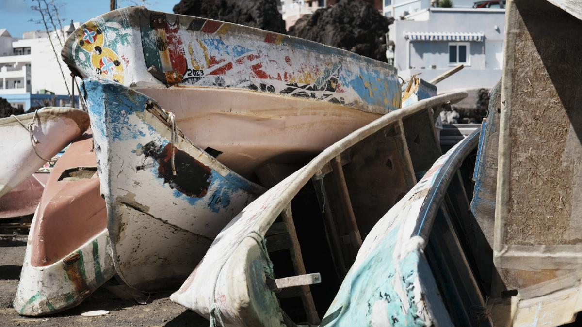Mueren cerca de 50 migrantes y 100 son dados por desaparecidos tras hundirse una embarcación que iba rumbo a Canarias