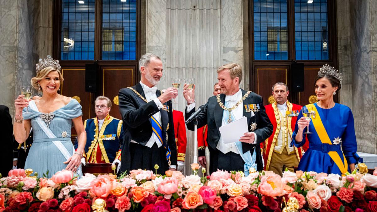 La prensa holandesa se fija en Felipe y Letizia para atizar a los reyes Guillermo y Máxima