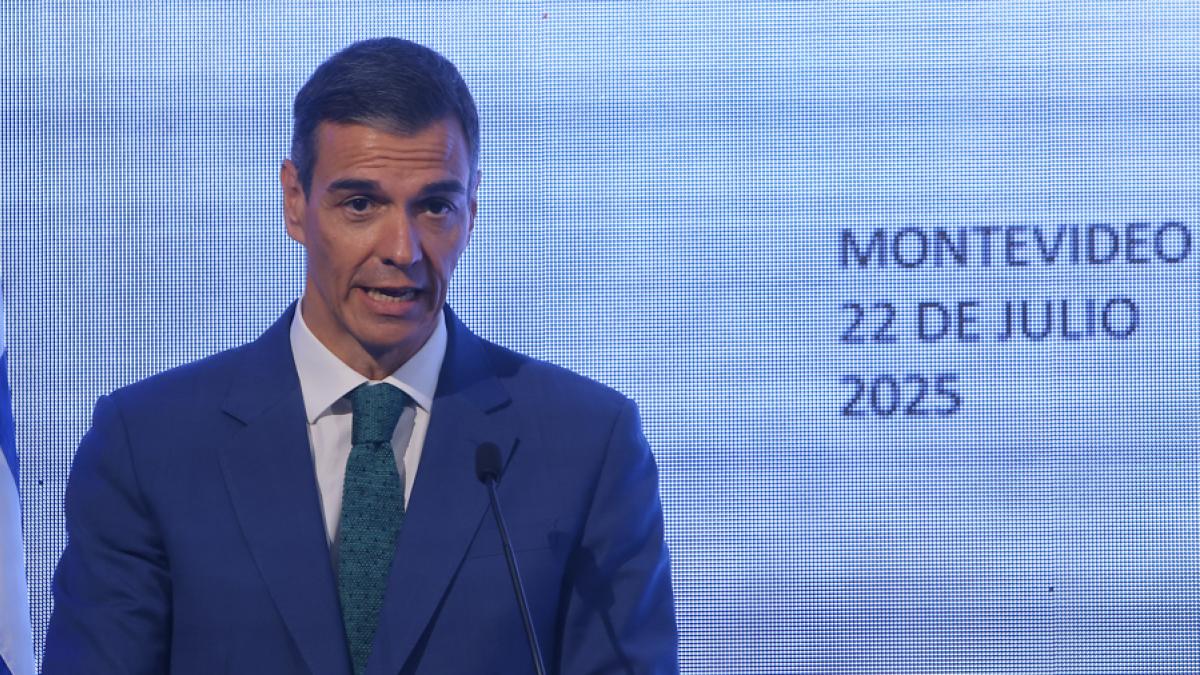 Preguntan a Pedro Sánchez por su "derrota" en el decreto antiapagones y su respuesta provoca un incómodo silencio