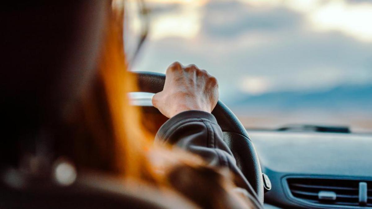 Cómo viajar por Málaga en coche de alquile