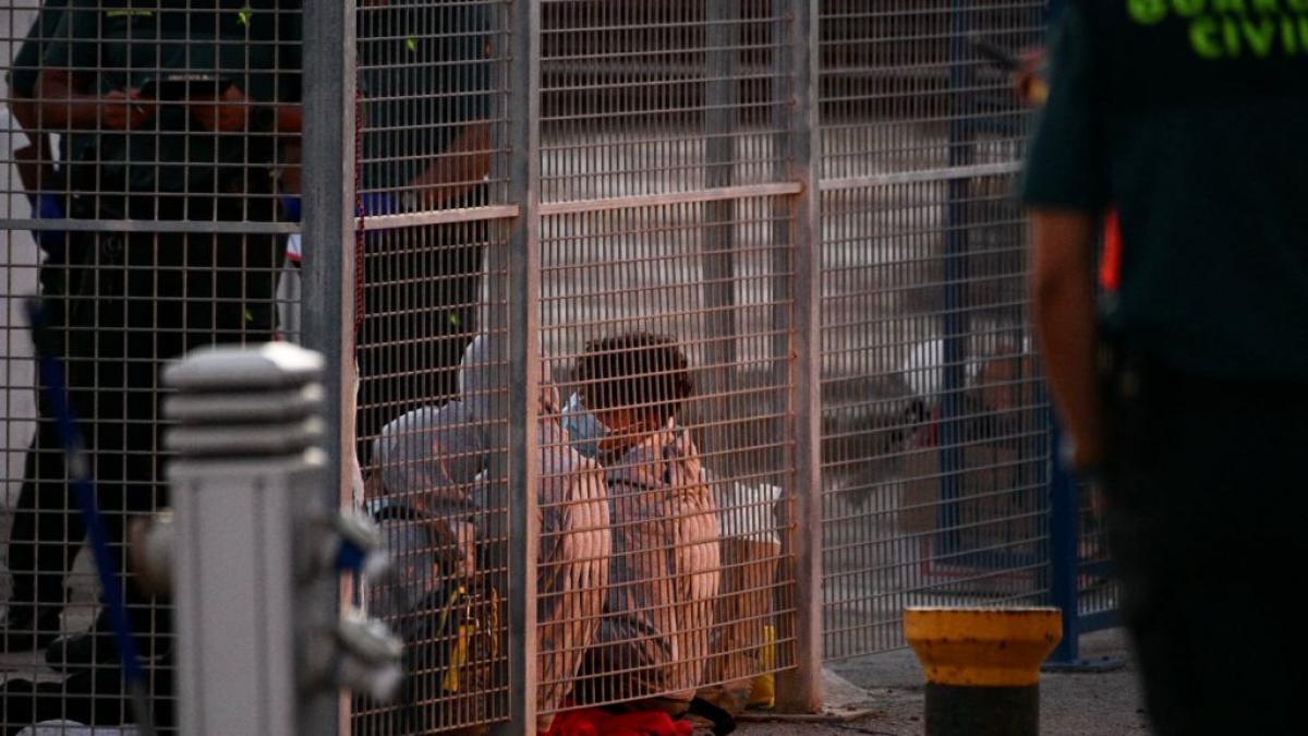 El Gobierno acoge desde hoy a los cien primeros menores solicitantes de asilo