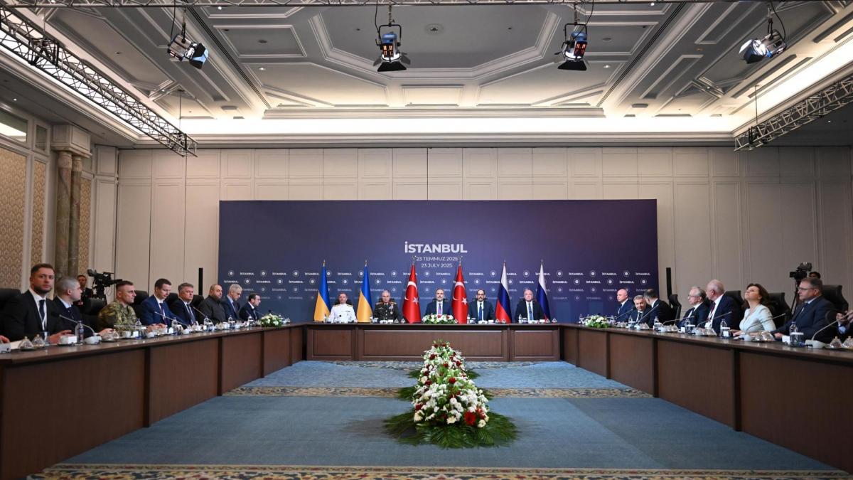 Ucrania y Rusia despachan en menos de una hora su tercera reunión en Estambul, con propuestas pero sin avances relevantes