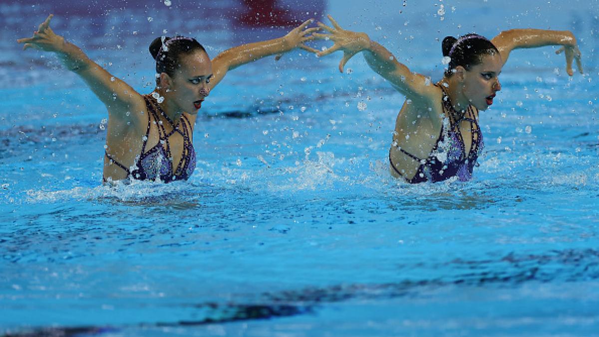 Lilou Lluis e Iris Tió se cuelgan el oro en la final del dúo libre