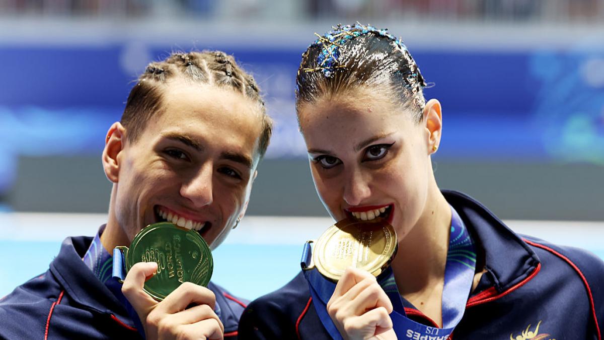 Dennis González e Iris Tió suman el tercer oro para para la natación artística española en Singapur