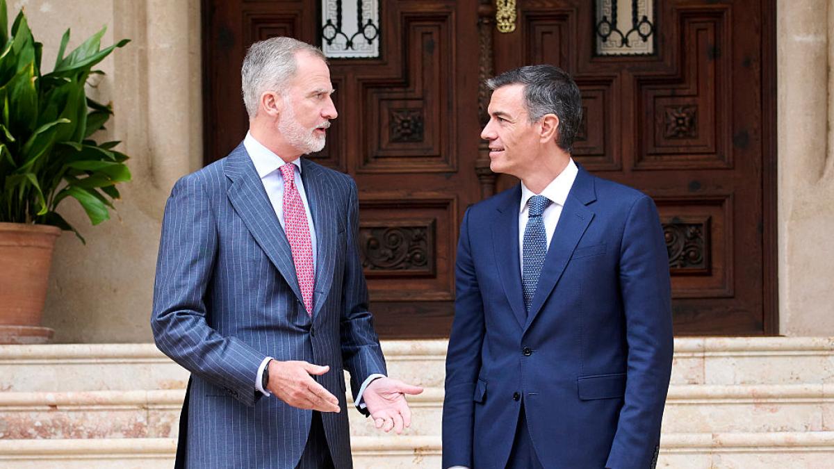 Pedro Sánchez mantiene su 'aval' y su 'apoyo' al fiscal general pese a la imputación del Supremo