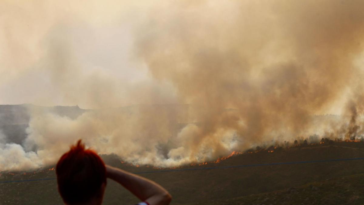 Un enfermero lanza esta pregunta tras los graves incendios en España: para tomar nota