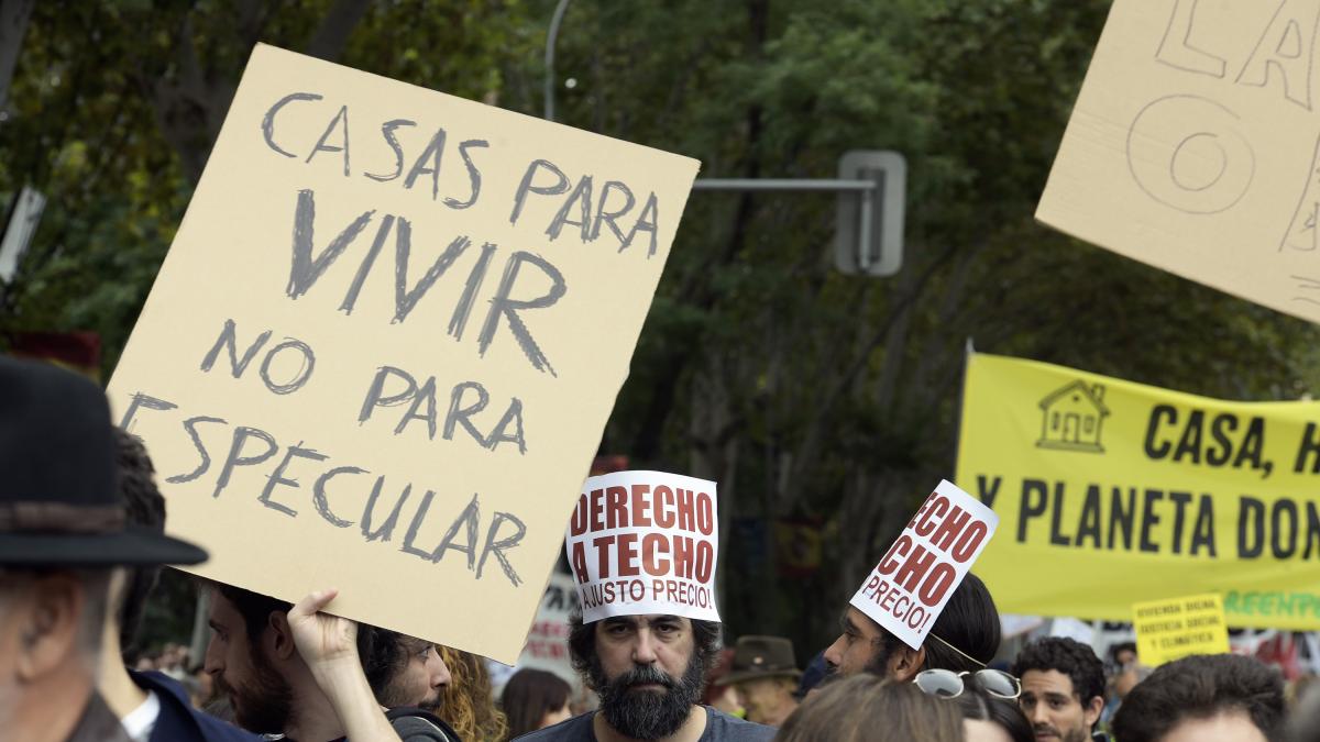 Radiografía de una vivienda cada vez más imposible: los precios, disparados, y la emancipación juvenil, por los suelos