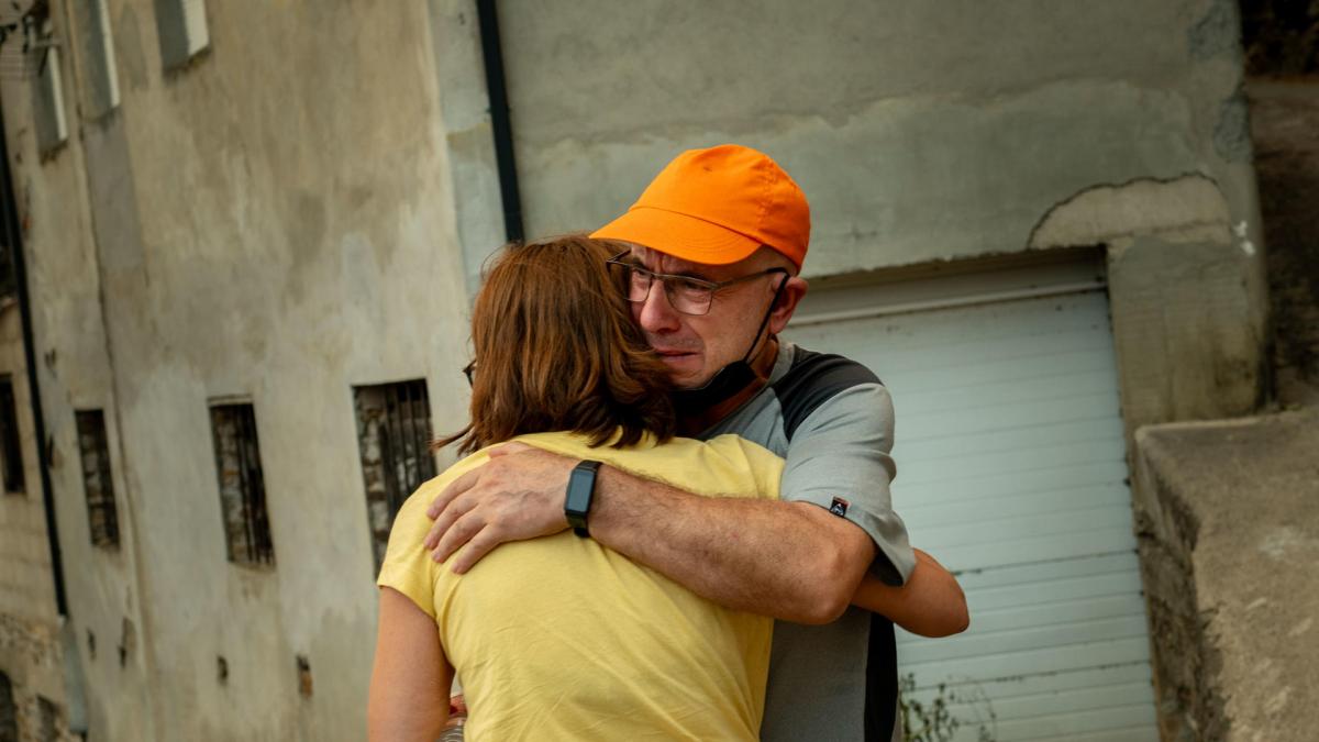 Los incendios en España prenden la llama de la solidaridad: vecinos y desconocidos se movilizan para ayudar