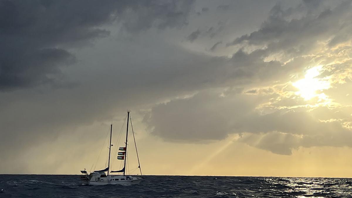 La Global Sumud Flotilla realiza una parada técnica en Menorca para  realizar comprobaciones de seguridad 