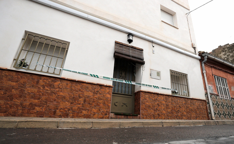 Imagen de la vivienda del detenido por la desaparición de Marta Calvo en el municipio de Manuel (Valencia).