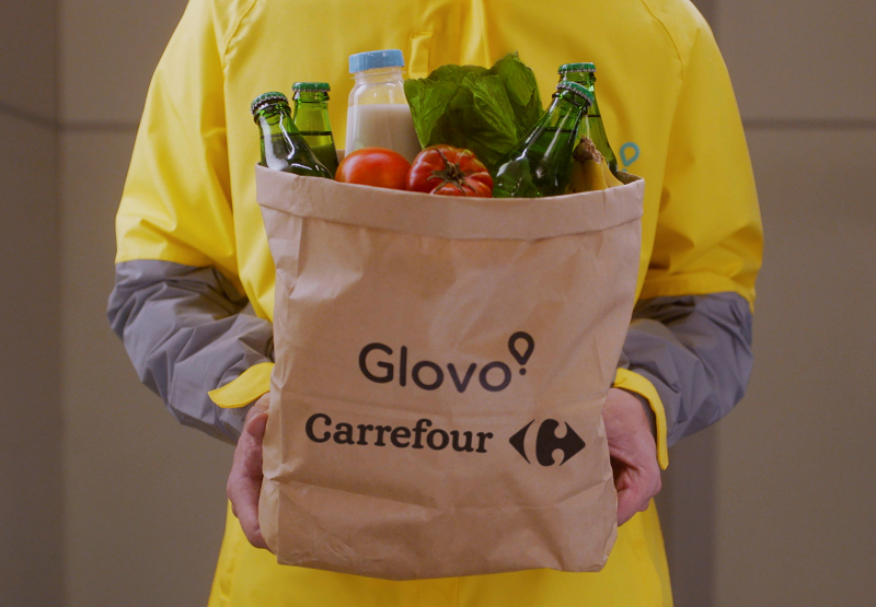 Alianza entre Carrefour y Glovo.