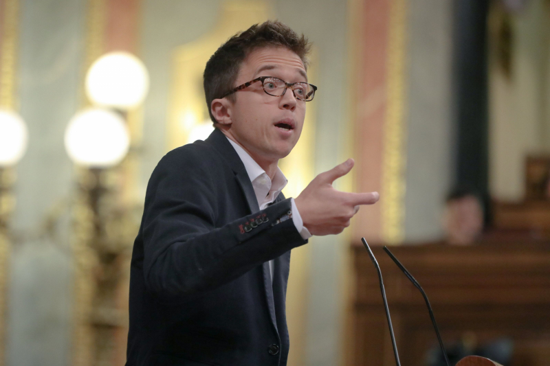 El portavoz de Más Pais, Íñigo Errejón, interviene en el Congreso.