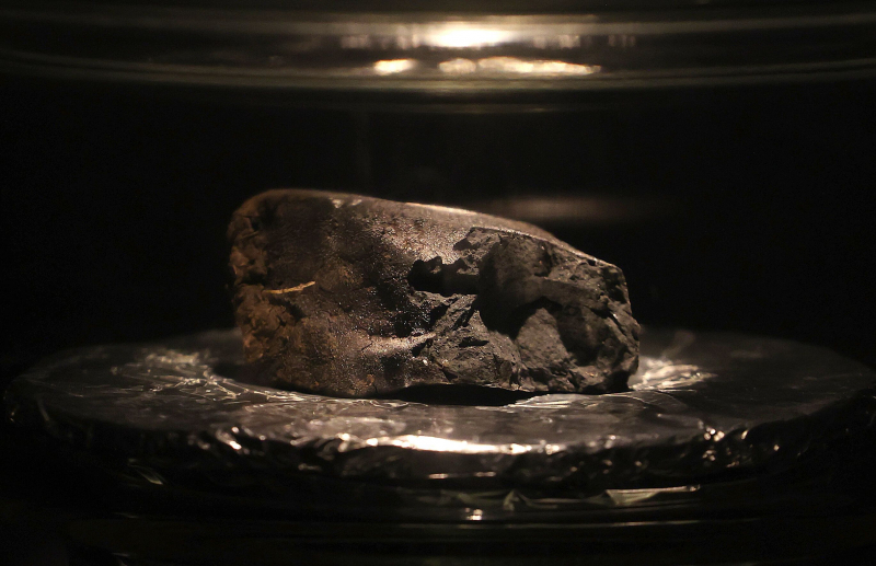 Foto de archivo del meteorito caído en febrero de 2021 en Winchcombe (Inglaterra).