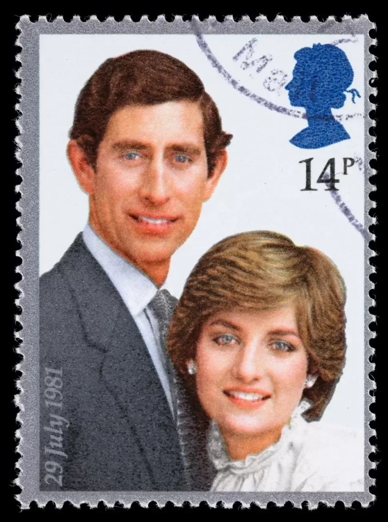 La boda del príncipe Carlos de Gales y Lady Diana Spencer, en un sello de la época.