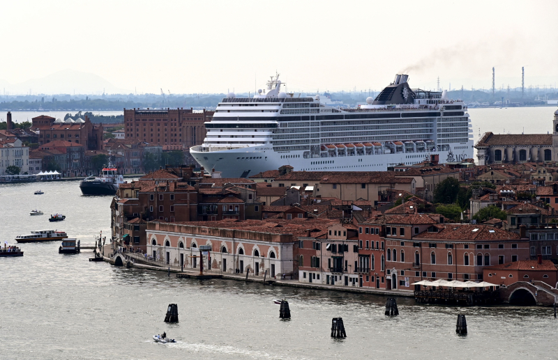 Llegada a Venecia (Italia) del primer crucero en 17 meses, el 5 de junio de 2021. 