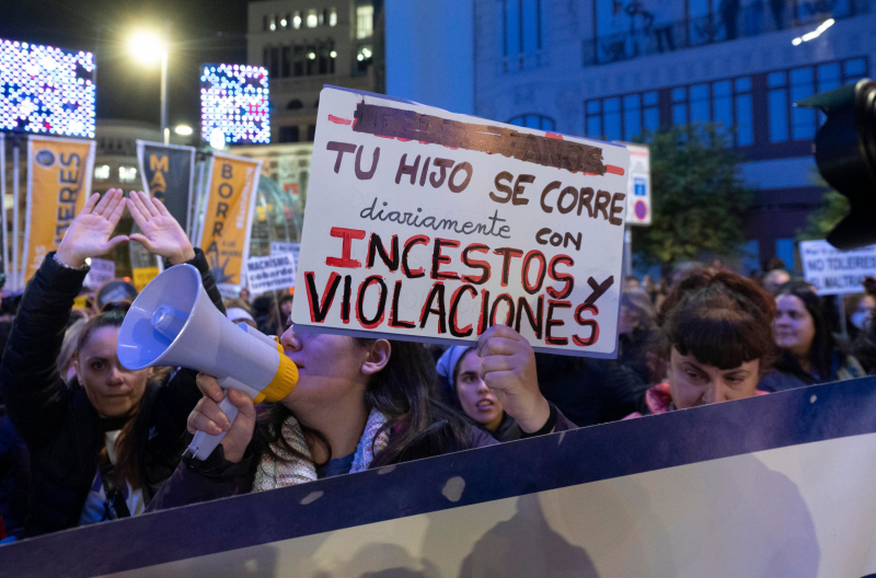 Una de las manifestante en Madrid contra la violencia sexual 