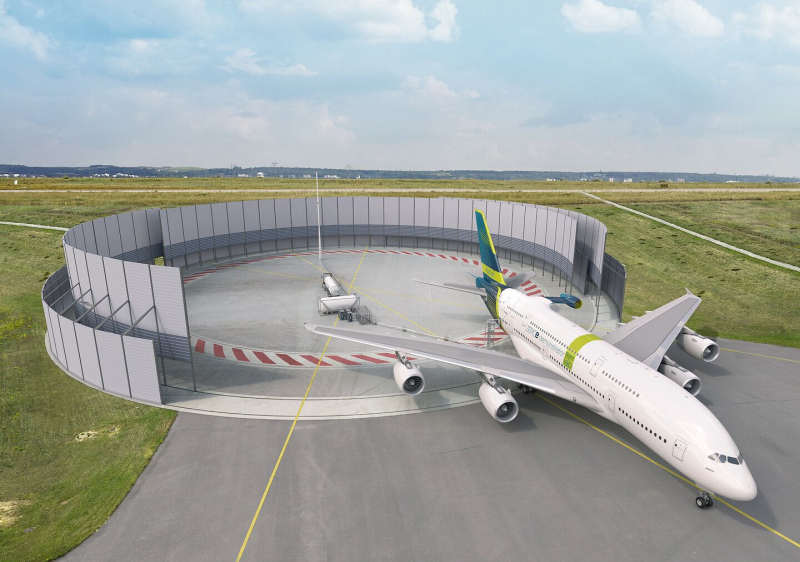 Un avión con motor de pila de hidrógeno, repostando en un aeropuerto