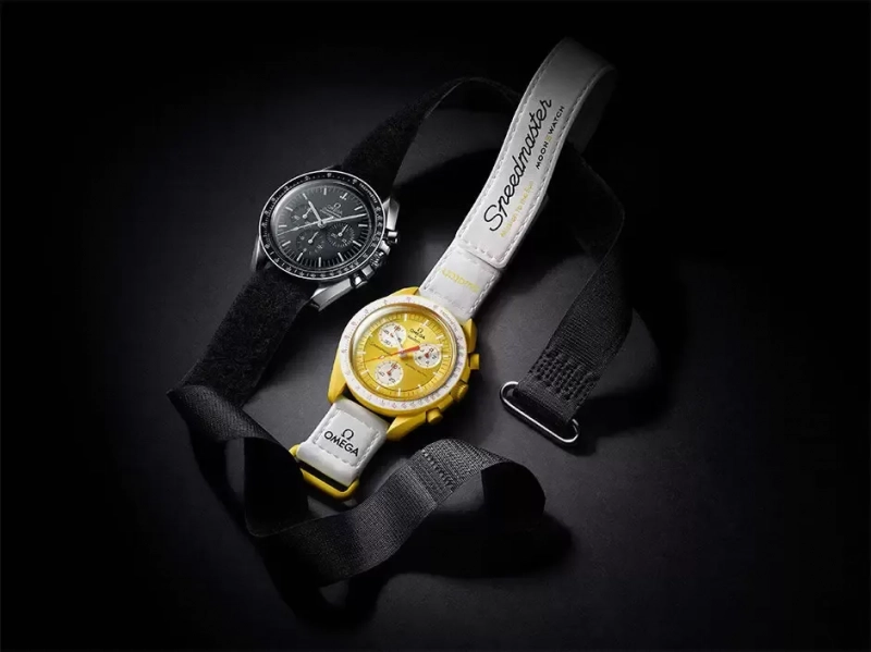 El modelo MoonSwatch creado por la marca Swatch en colaboración con Omega.