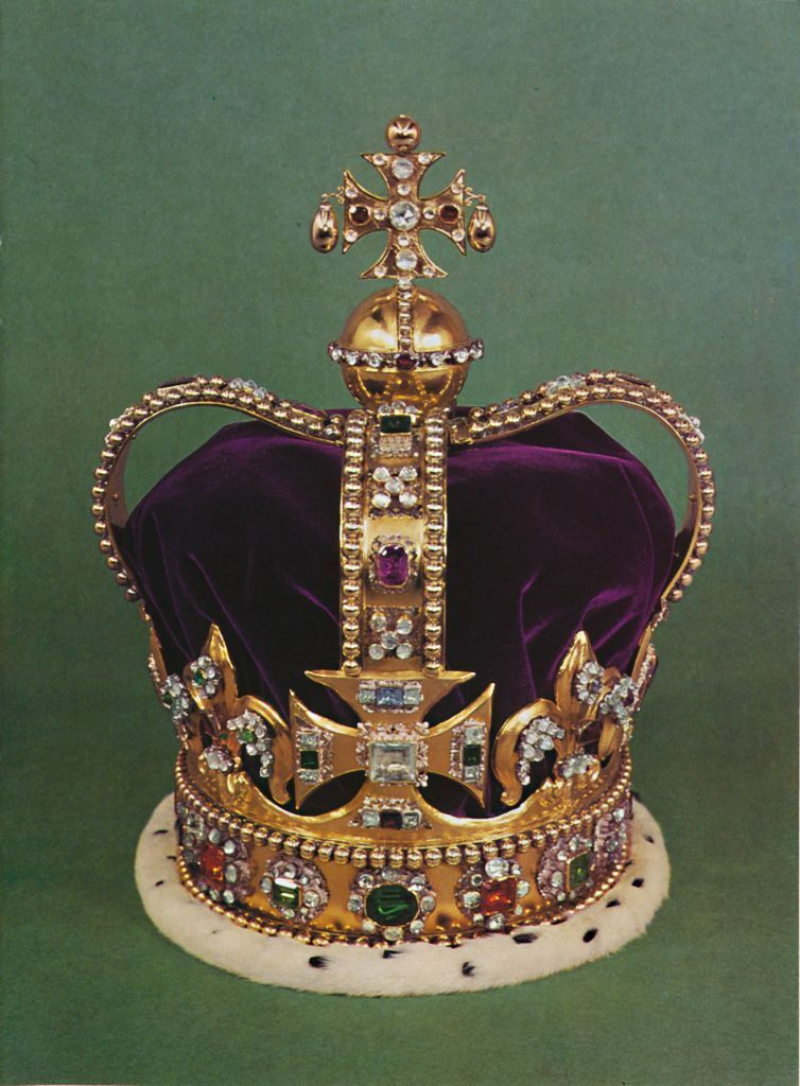 Corona de San Eduardo con la que el rey Carlos III será proclamado oficialmente rey.