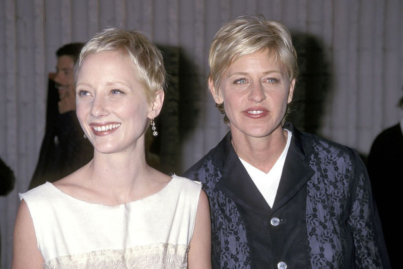 Anne Heche y Ellen DeGeneres el día del estreno de 'Siete días y siete noches', película protagonizada por la primera.