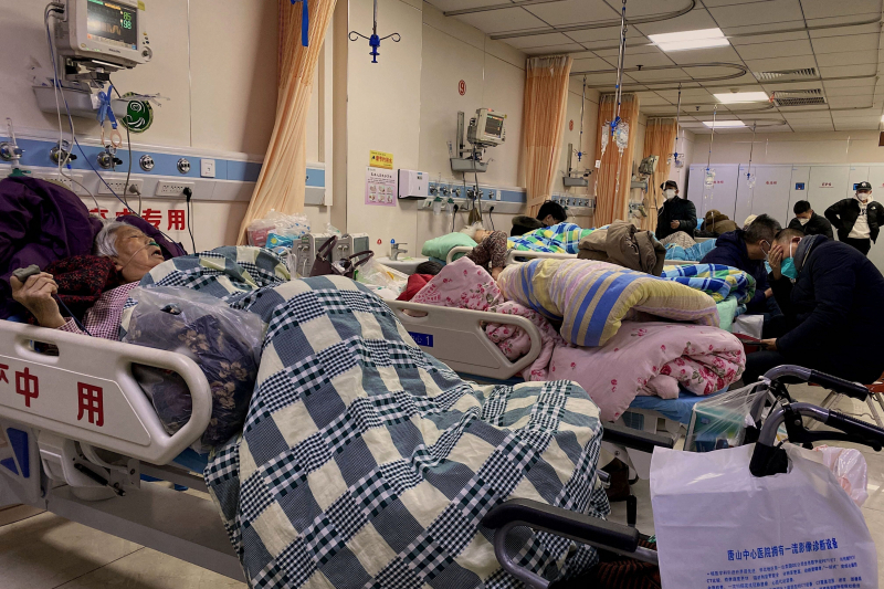 Imagen de un hospital con enfermos de covid-19 en China