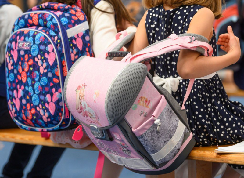 Parásito intersección adolescente Elige la mochila más cómoda, segura y guay para tu hijo