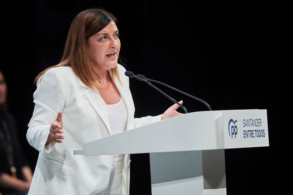 Principio de acuerdo en Cantabria entre PP y PRC para hacer presidenta