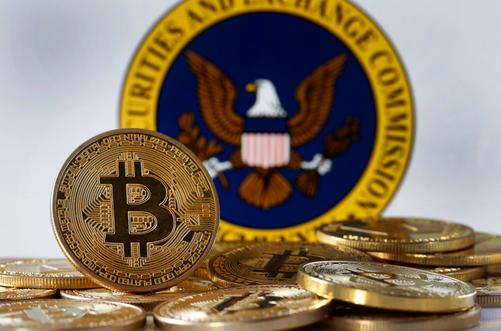 La SEC da un giro radical y aprueba la creación del primer ETF de bitcoins