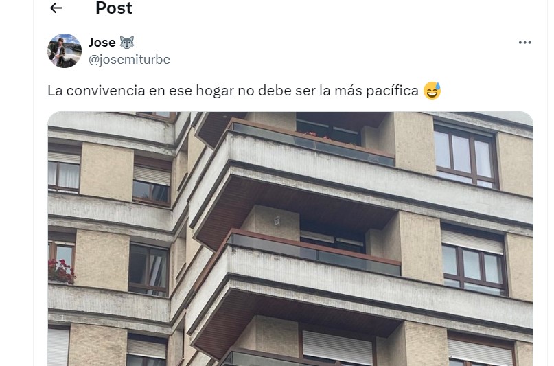 Se Fijan En Lo Que Hay En El Balc N De Esta Casa Y Es Digno De Verse Como Tiene Que Ser