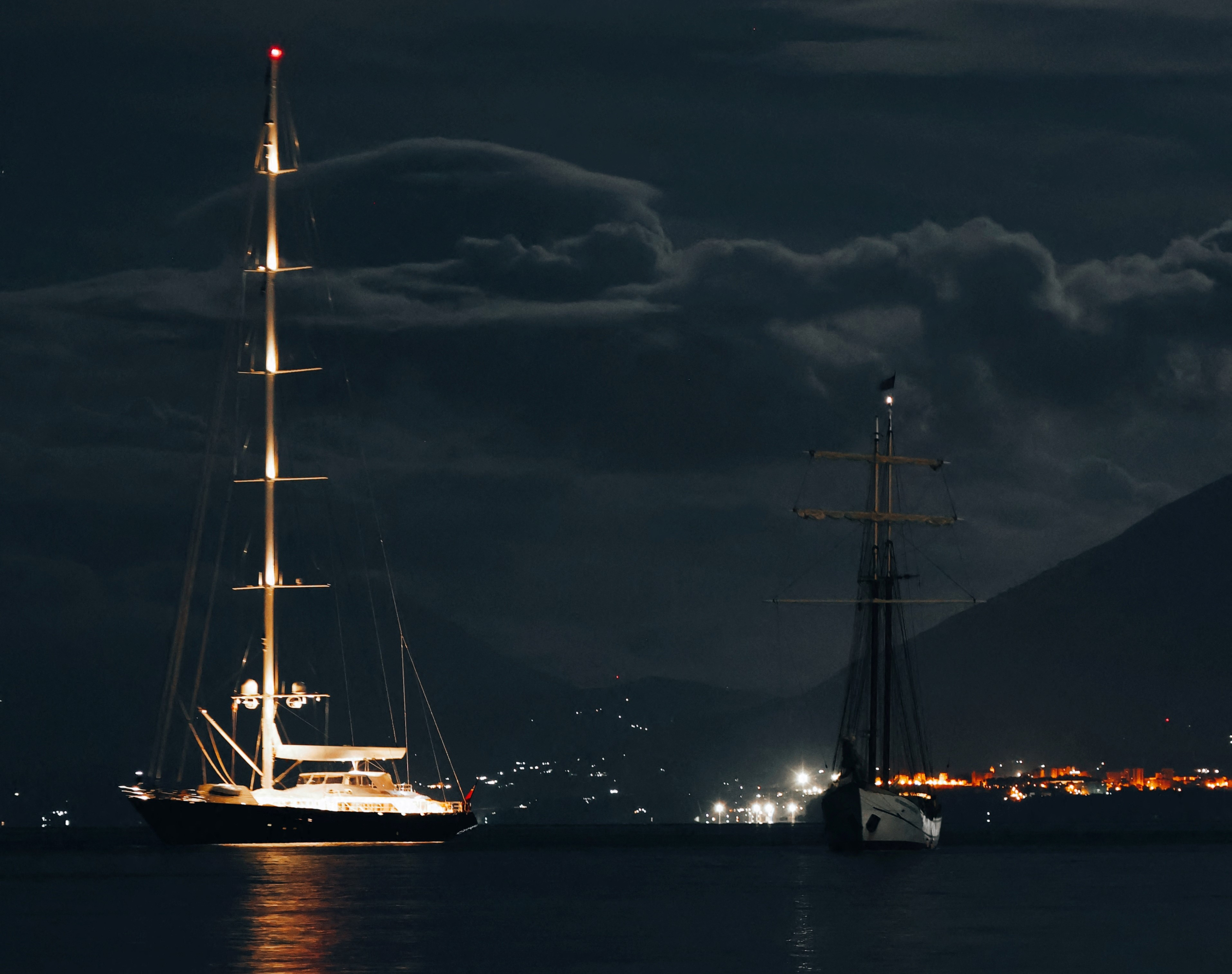 La empresa del yate de lujo hundido con multimillonarios en Sicilia