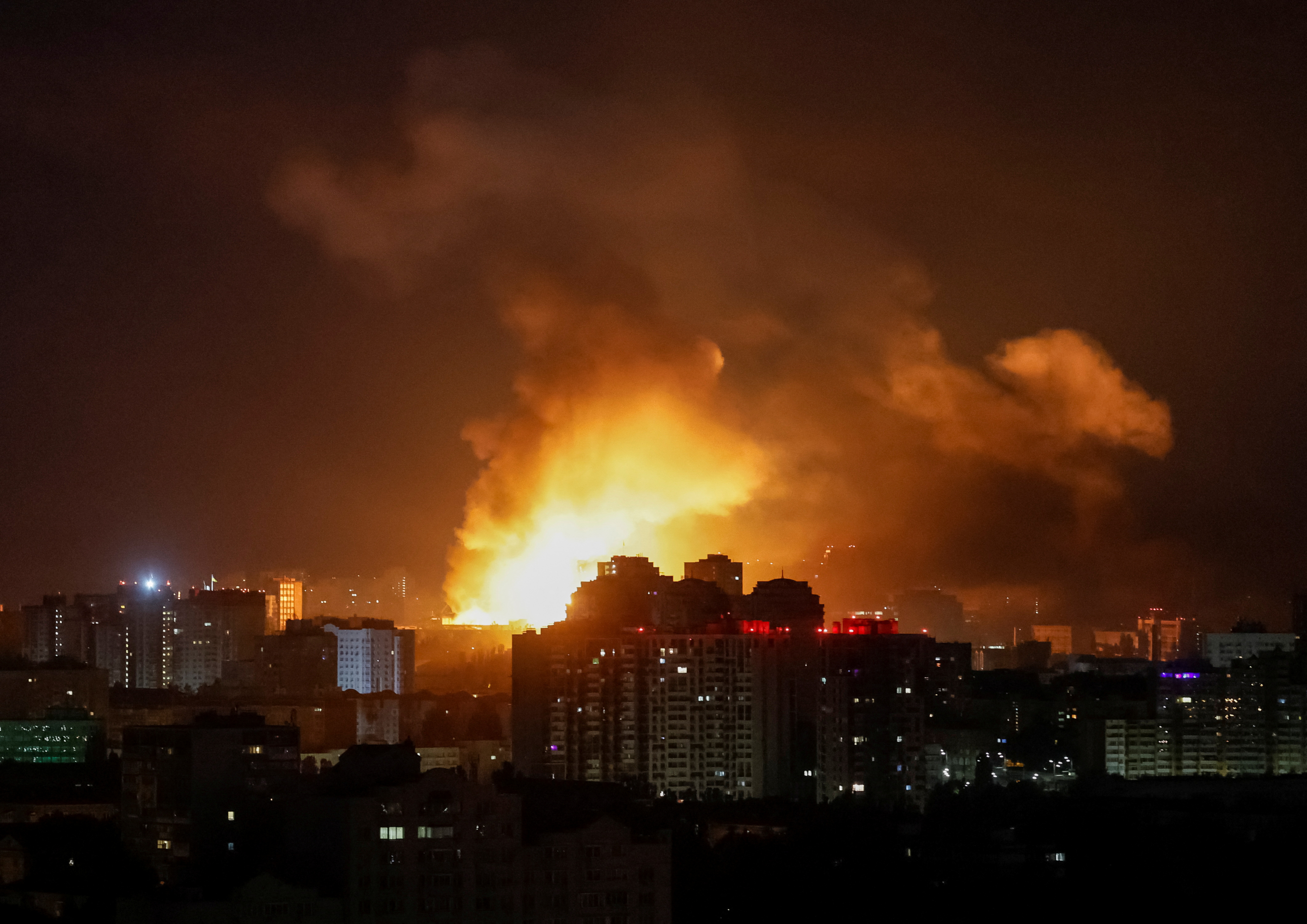 Andanada rusa contra Kiev: 14 muertos y 55 heridos tras nueve horas de ...