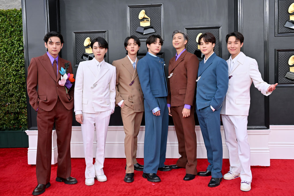 El grupo BTS confirma que lanzará un disco y se irá de gira en 2026