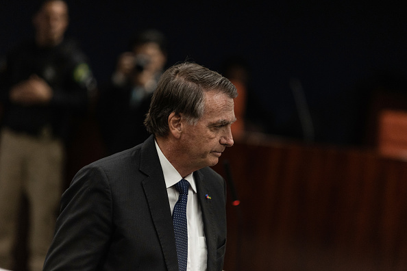 El Supremo impone a Bolsonaro la tobillera electrónica y le prohíbe usar redes sociales